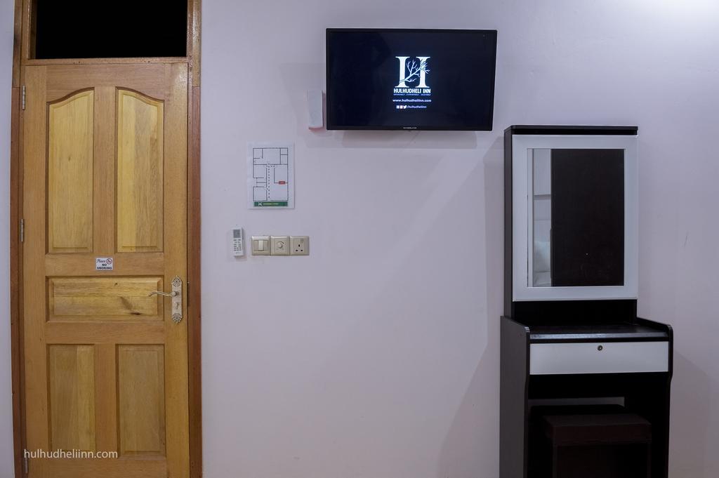 Hulhudheli Inn Екстер'єр фото